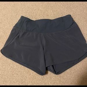 Lululemon Shorts Size 4